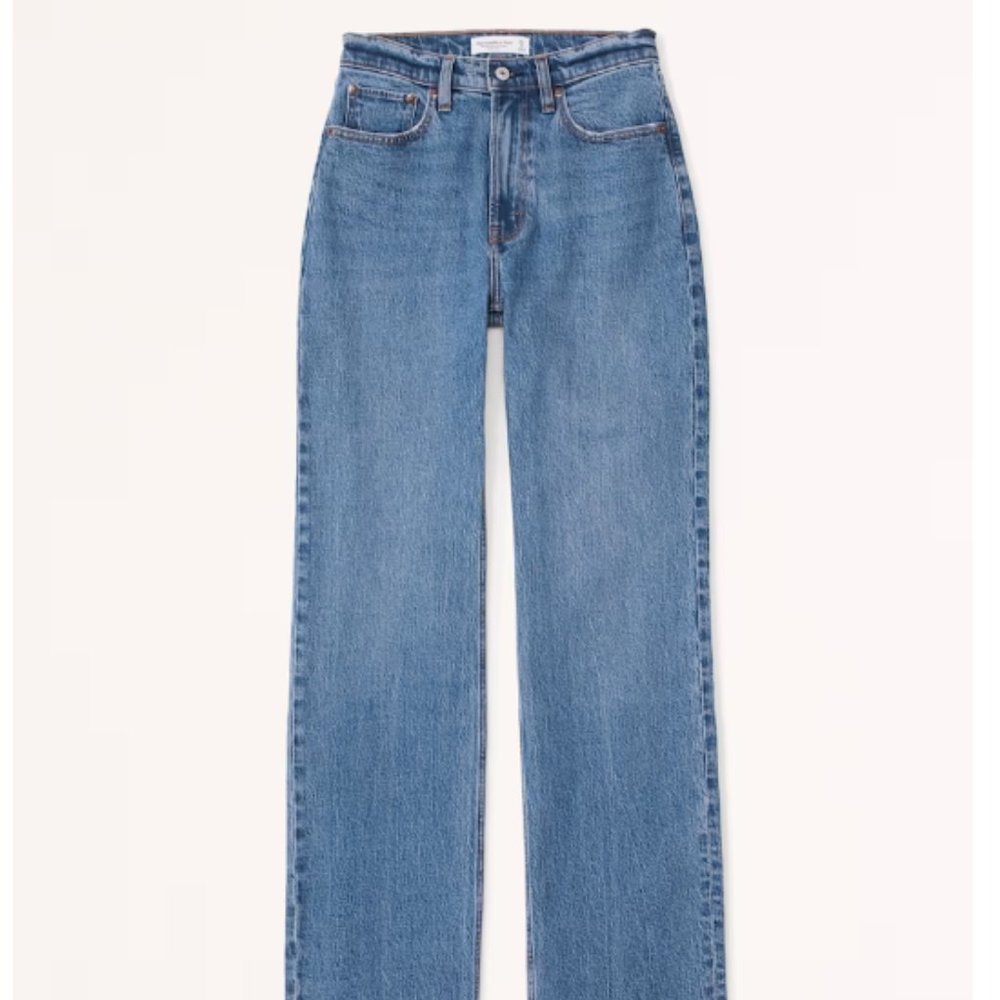 Curve Love High Rise 90s Relaxed Jean- 26 Short, like new
